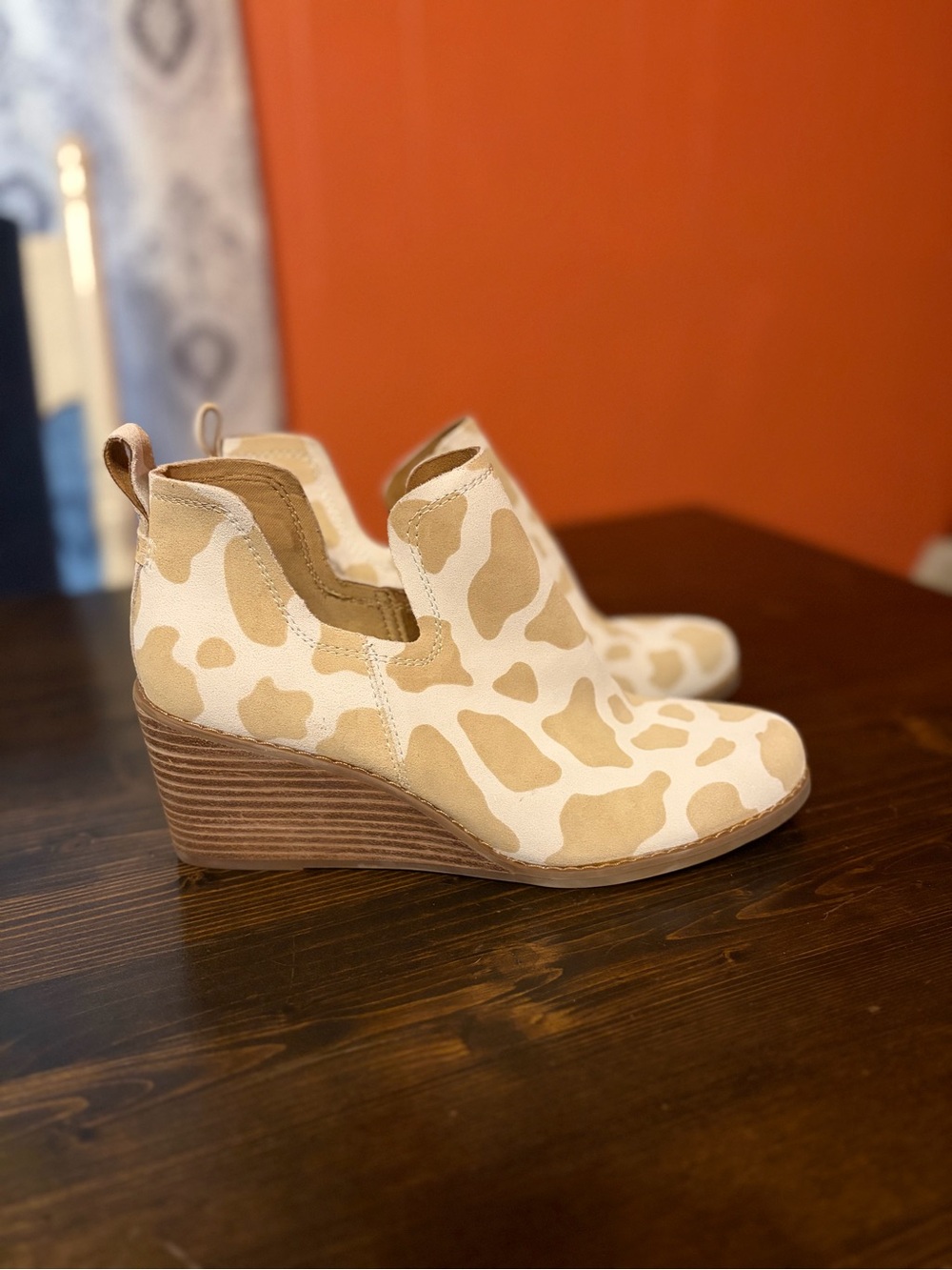 Toms Beige & Cream Cow-Print Wedge Booties
